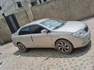 Toyota Corolla 2004 Silver