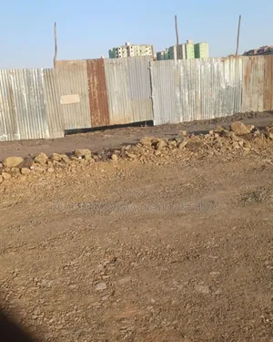 440 ካሬ.ሜትር የሚሸጥ የልማት ተነሺ ቦታ አያት49 አካባቢ