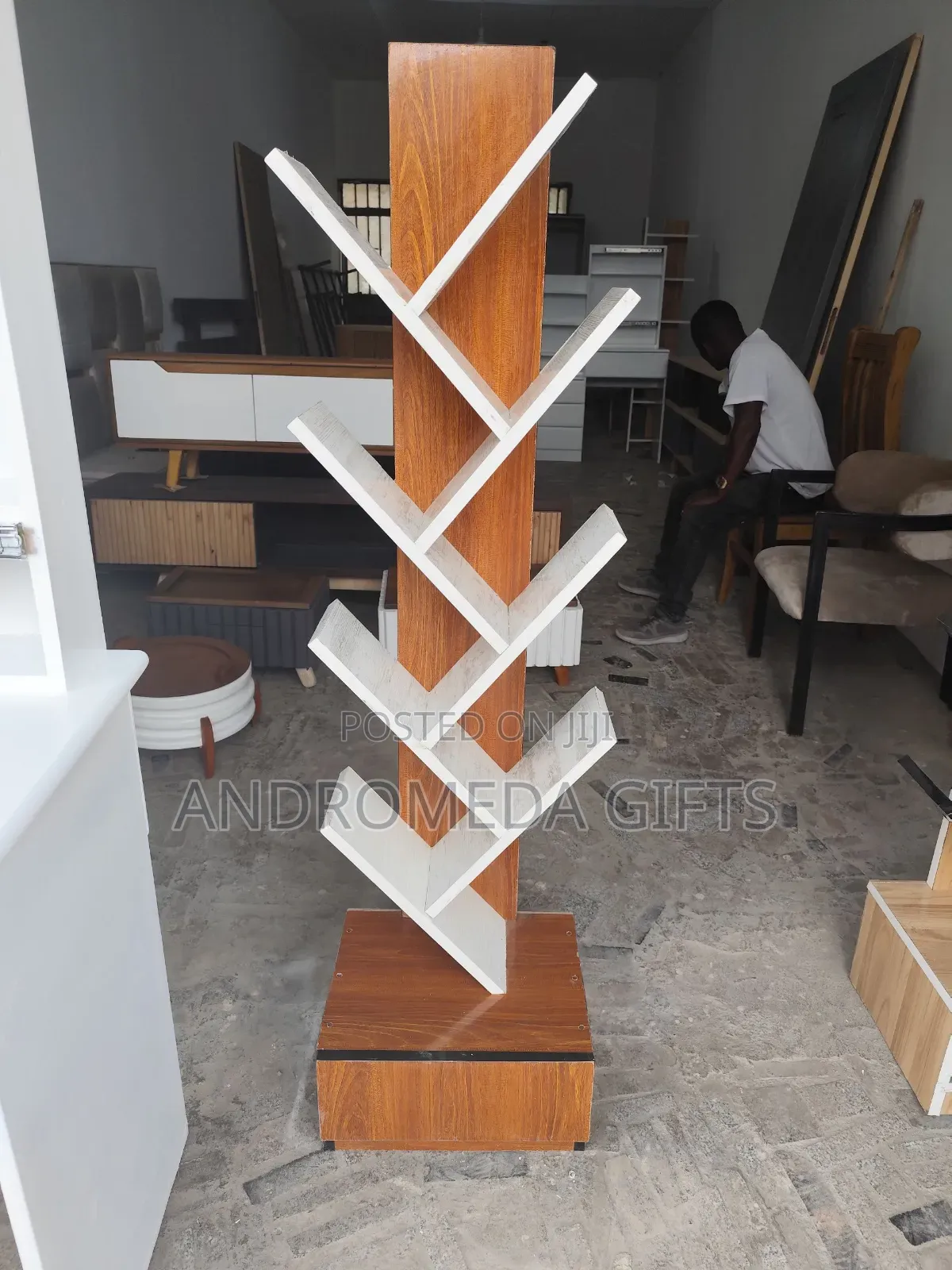 Book Shelves መፅሐፍ መደርደሪያ