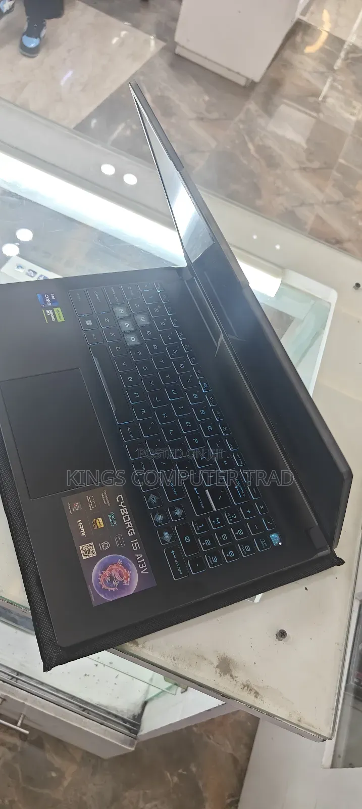 New Laptop MSI Cyborg 15 16GB Intel Core i7 SSD 1T