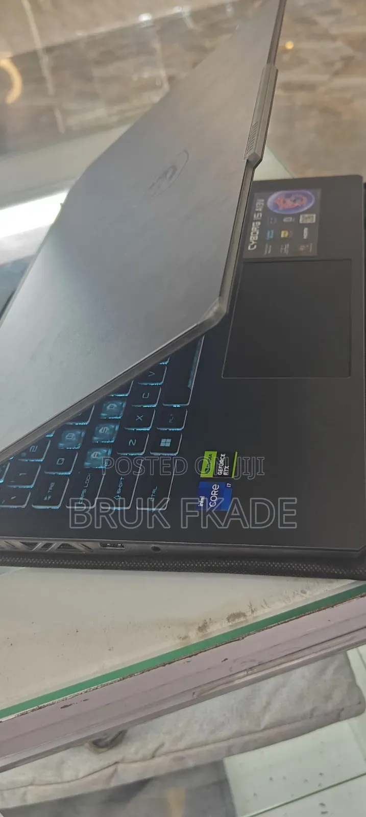 New Laptop MSI Crosshair 15 B12U 16GB Intel Core i7 SSD 1T