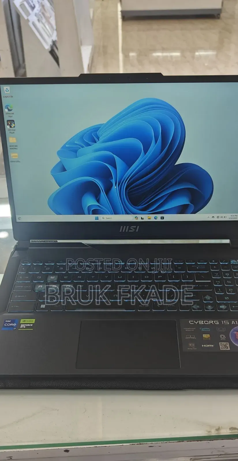 New Laptop MSI Crosshair 15 B12U 16GB Intel Core i7 SSD 1T