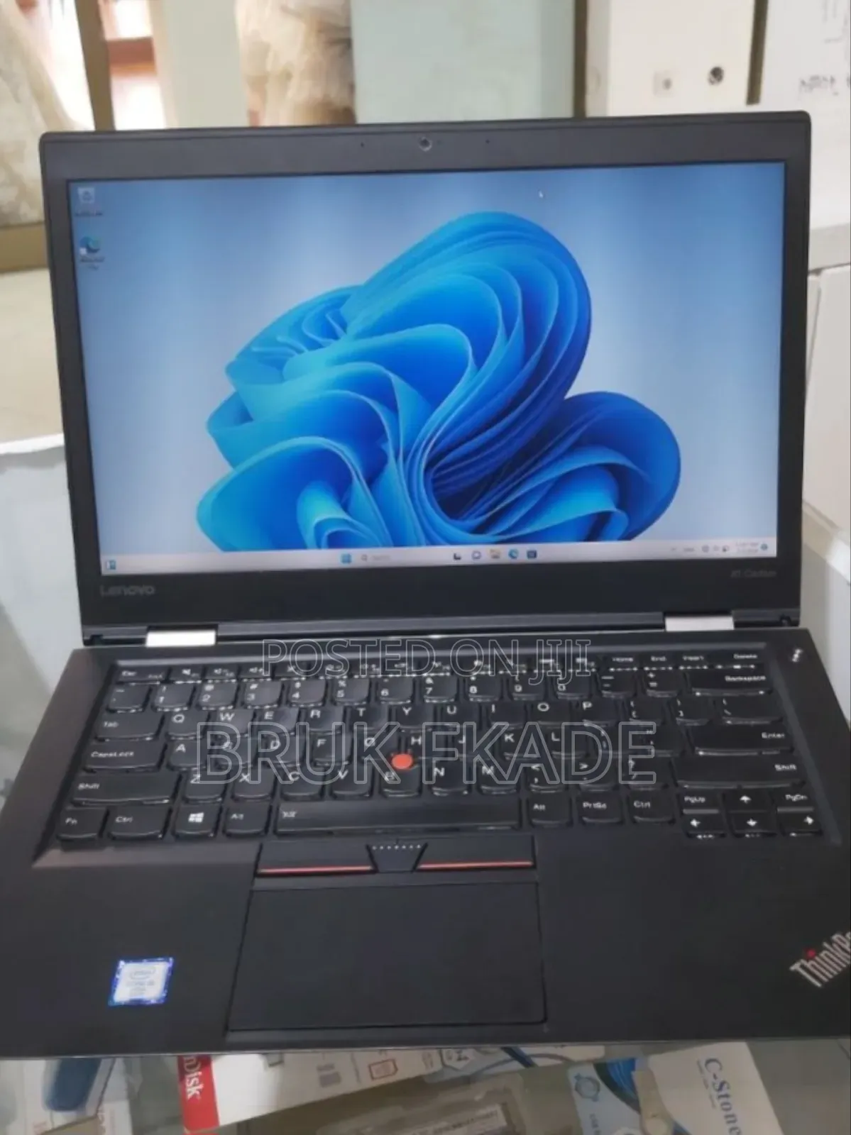 New Laptop MSI Crosshair 15 B12U 16GB Intel Core i7 SSD 1T