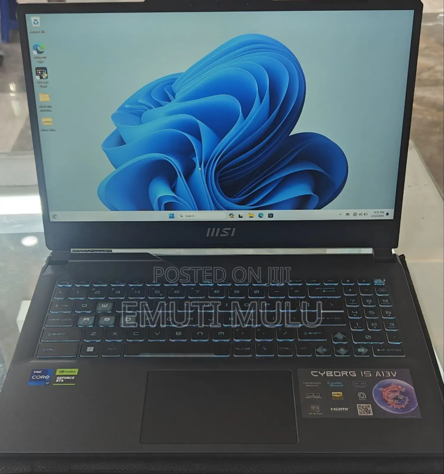 New Laptop MSI Cyborg 15 16GB Intel Core i7 SSD 1T