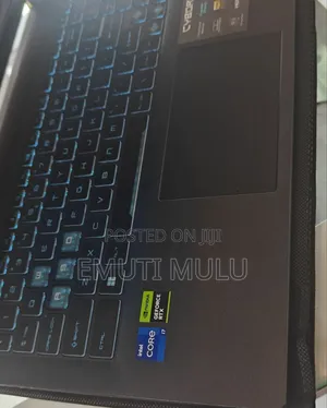 New Laptop MSI Cyborg 15 16GB Intel Core i7 SSD 1T
