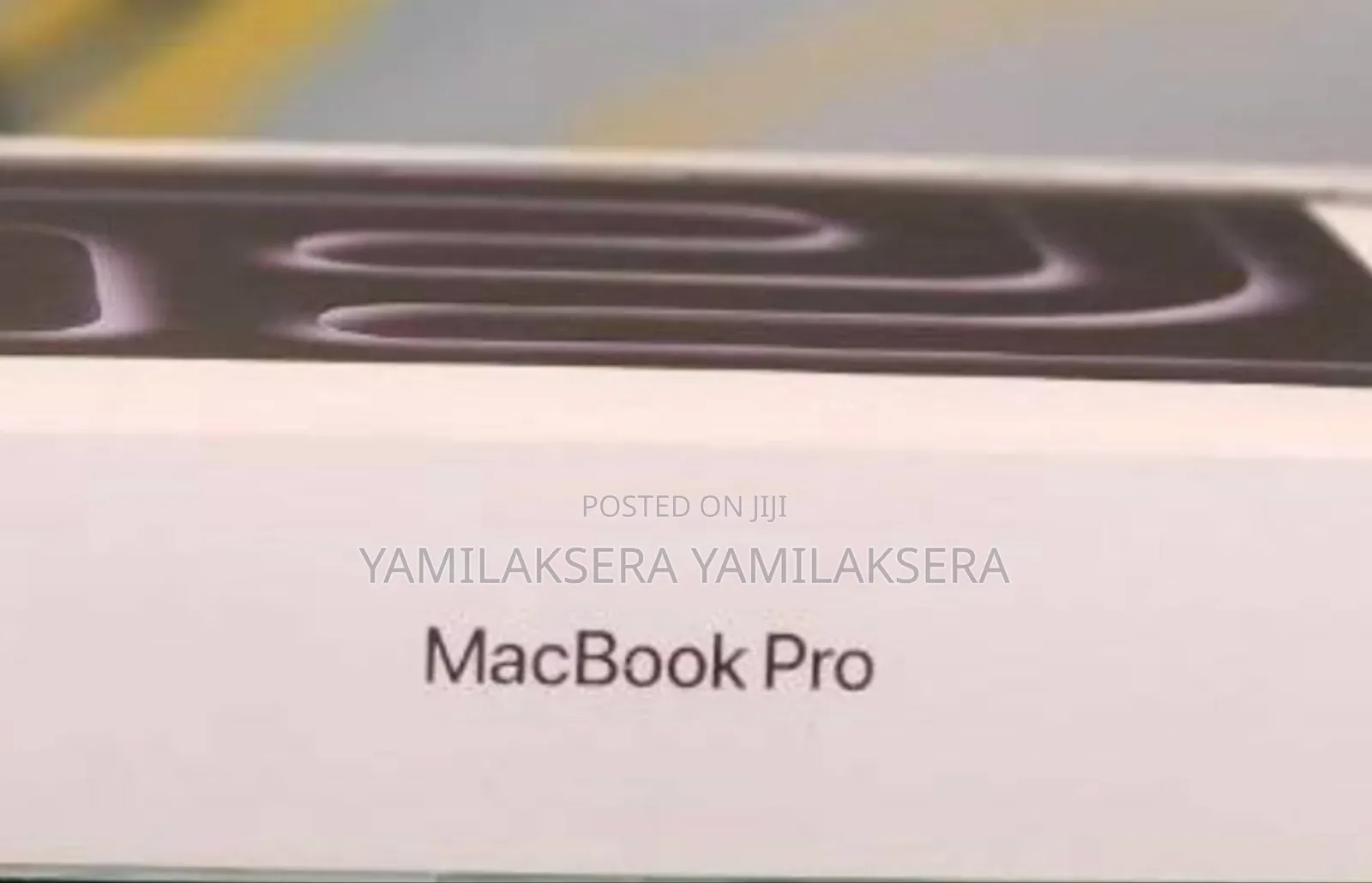 New Laptop Apple Macbook Pro 2025 M5 14-inch 16GB Intel Core i7 SSD 1T