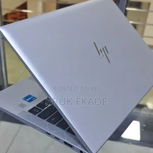 New Laptop HP EliteBook 830 G8 16GB Intel Core i7 SSD 512GB
