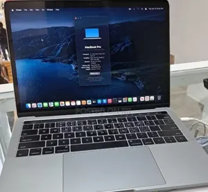 New Laptop Apple MacBook Pro 2017 16GB Intel Core i5 SSD 256GB