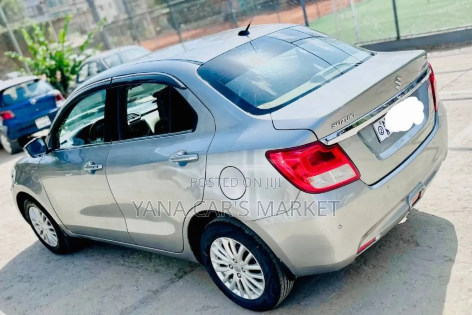 Suzuki Dzire 2022 Silver