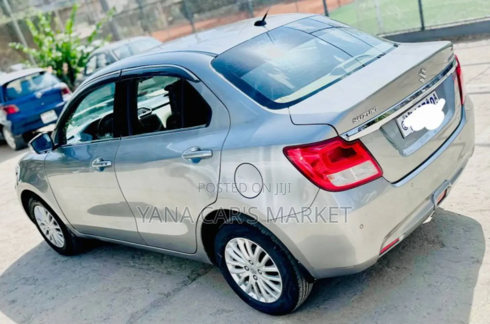 Suzuki Dzire 2022 Silver
