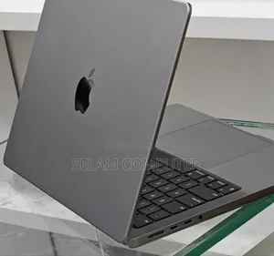 New Laptop Apple MacBook Air 2024 M3 13-inch 8GB Apple M3 SSD 512GB