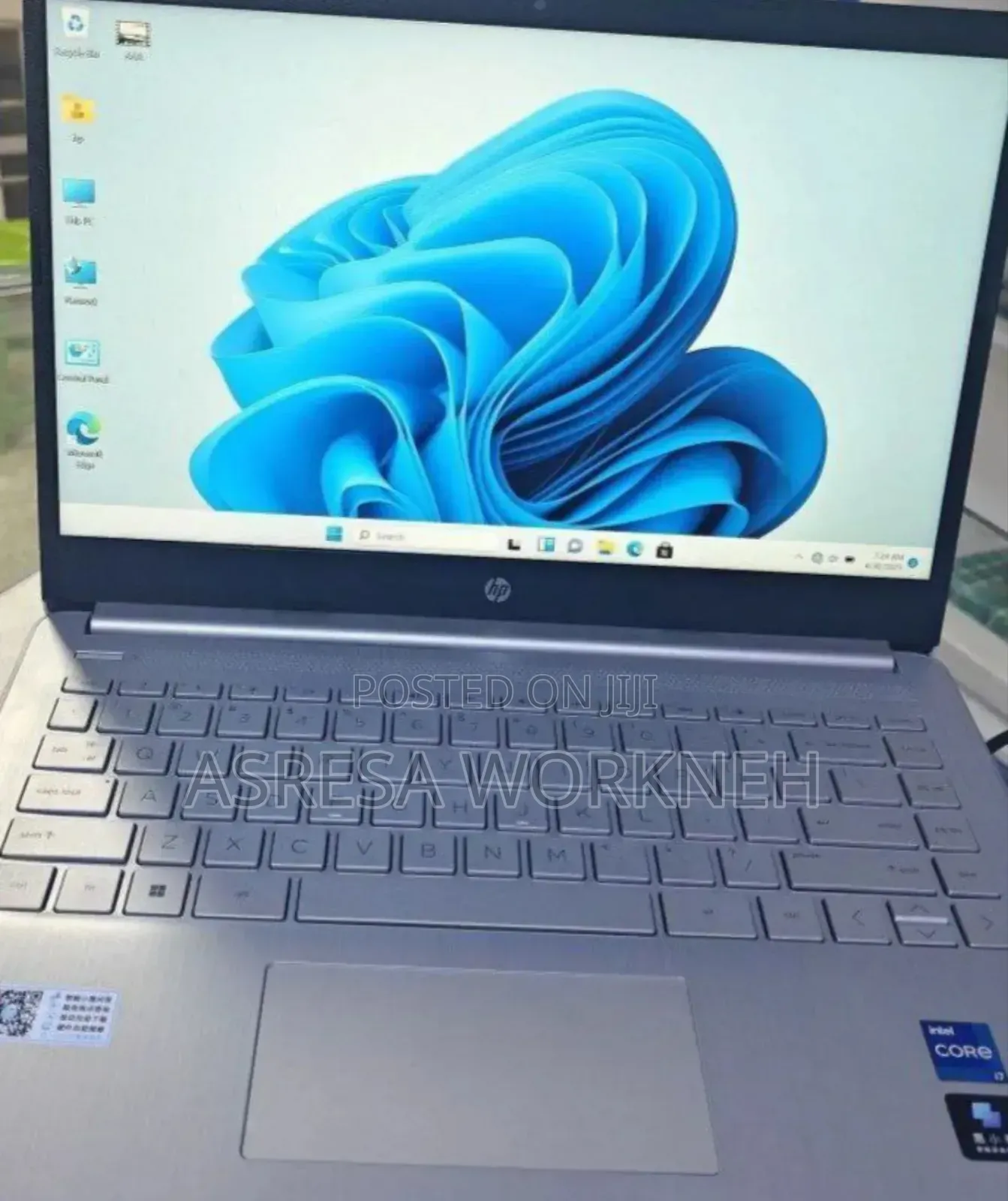 New Laptop HP Stream Notebook 8GB Intel Core i7 SSD 1T