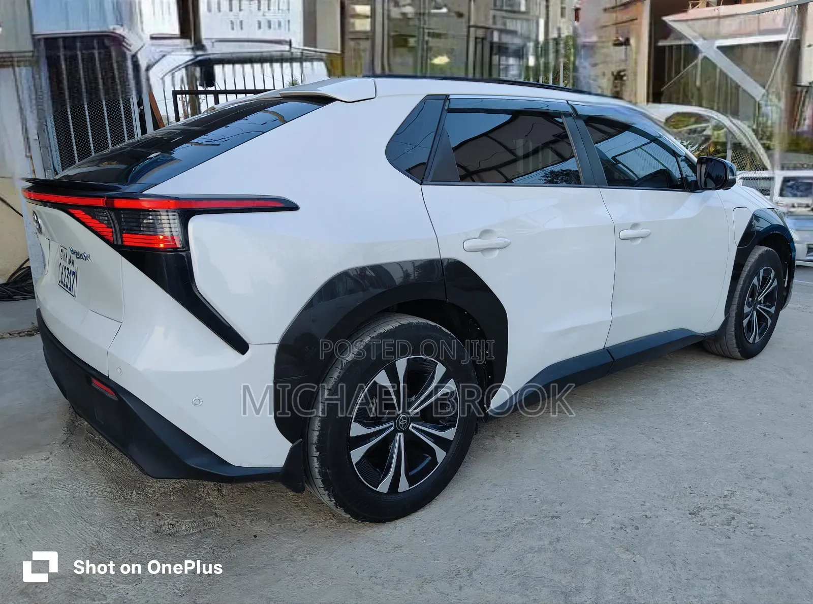 Toyota bZ4X 2023 White