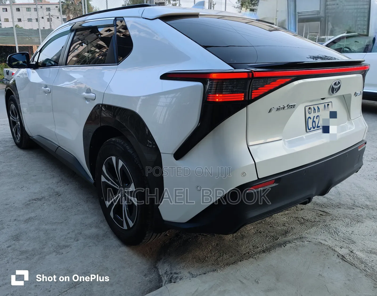 Toyota bZ4X 2023 White