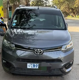 Toyota Lite-Ace 2021 Gray