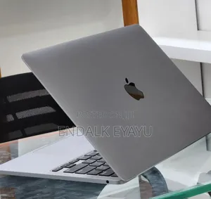 New Laptop Apple MacBook Pro 8GB Apple M2 SSD 256GB
