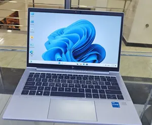 New Laptop HP EliteBook 830 G8 16GB Intel Core i7 SSD 512GB