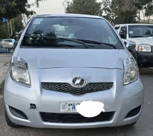 Toyota Yaris 2008 Silver