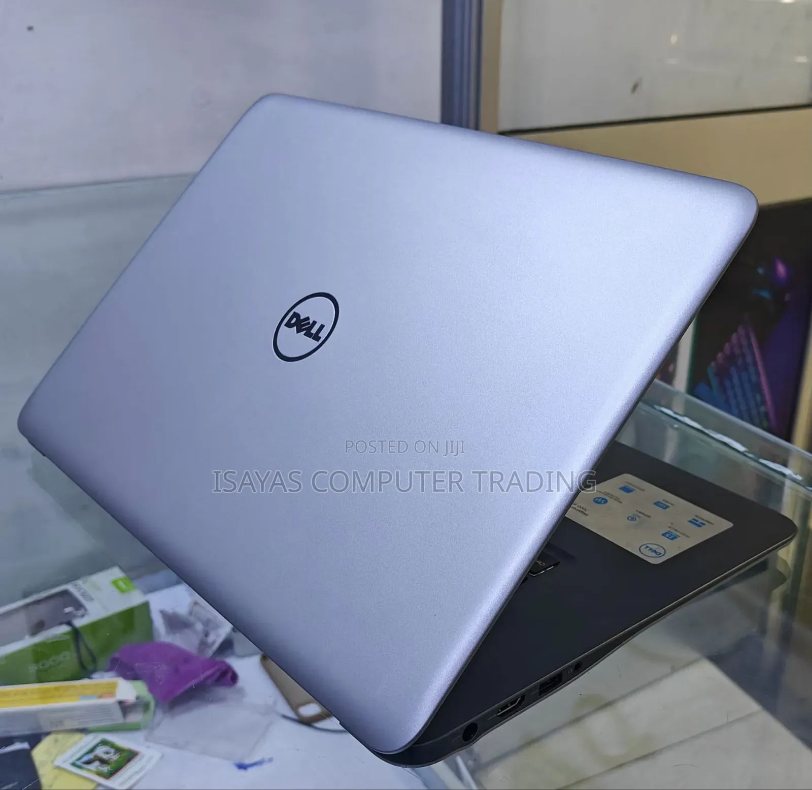 New Laptop Dell Inspiron 15 8GB Intel Core i5 HDD 1T