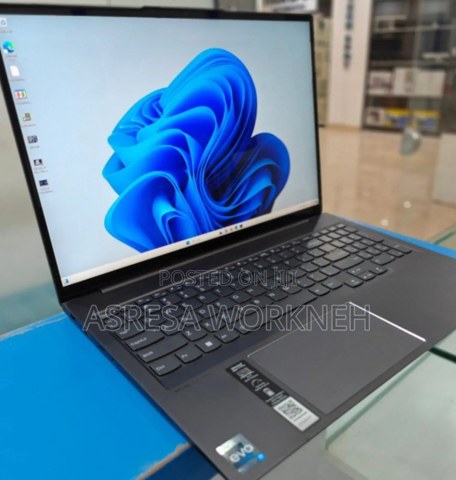 New Laptop Lenovo ThinkPad Yoga 32GB Intel Core i7 SSD 1T