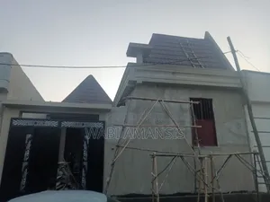6bdrm House in Dukam, East Shewa for sale