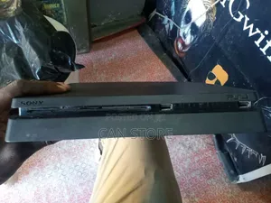 Playstation 4slim Update Version ከሁለት Joystick ጋር በሚገርም ዋጋ42k Bcha