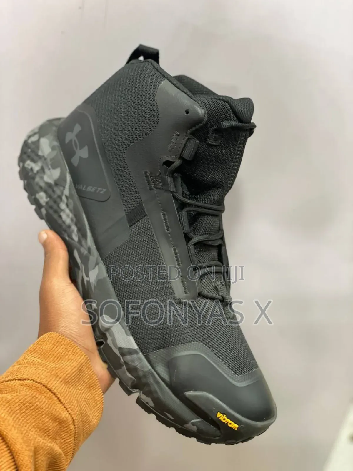 Under Armour Men's Charged Valsetz Mid Military