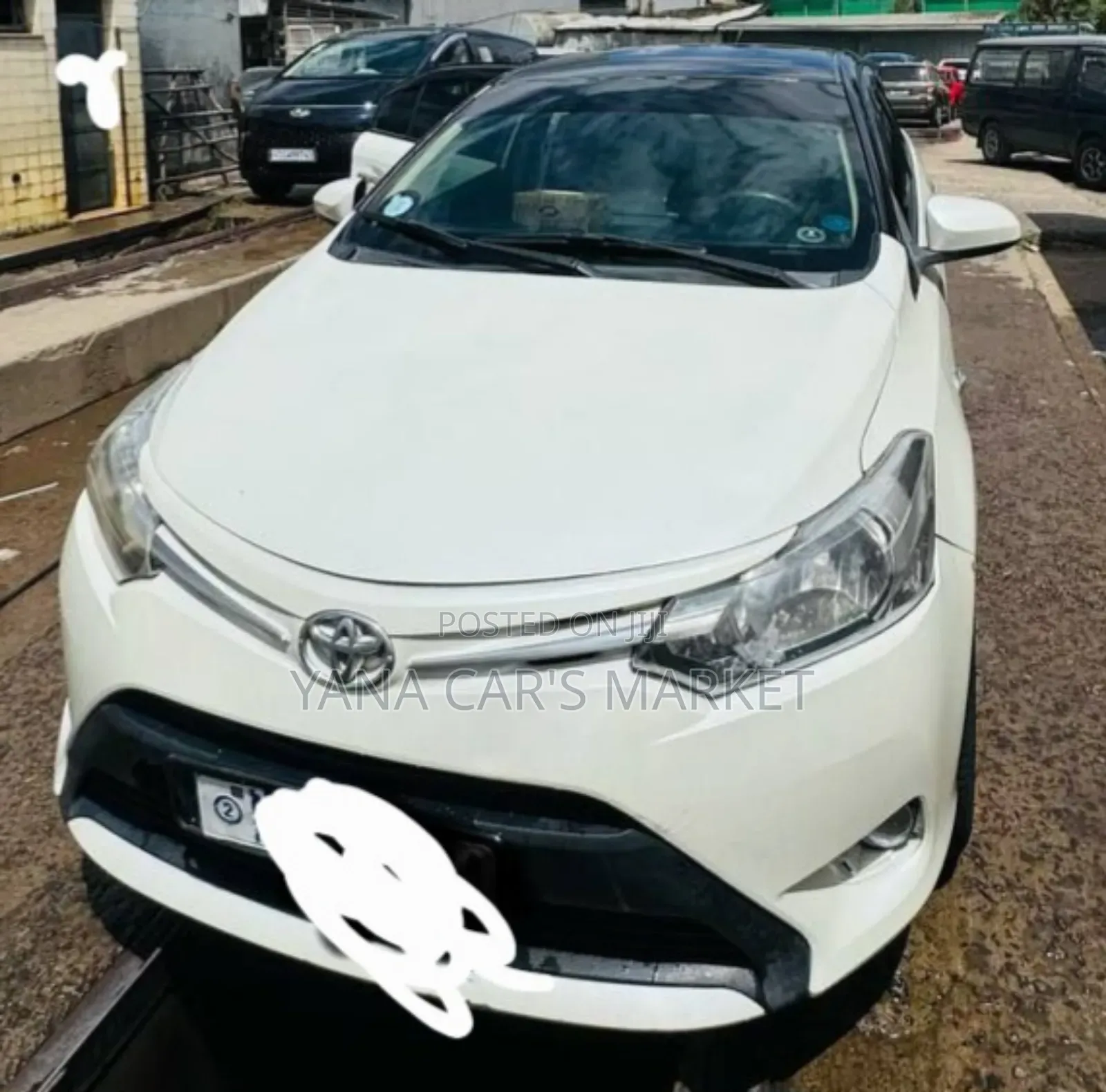 Toyota Yaris 2015 White