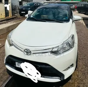 Toyota Yaris 2015 White