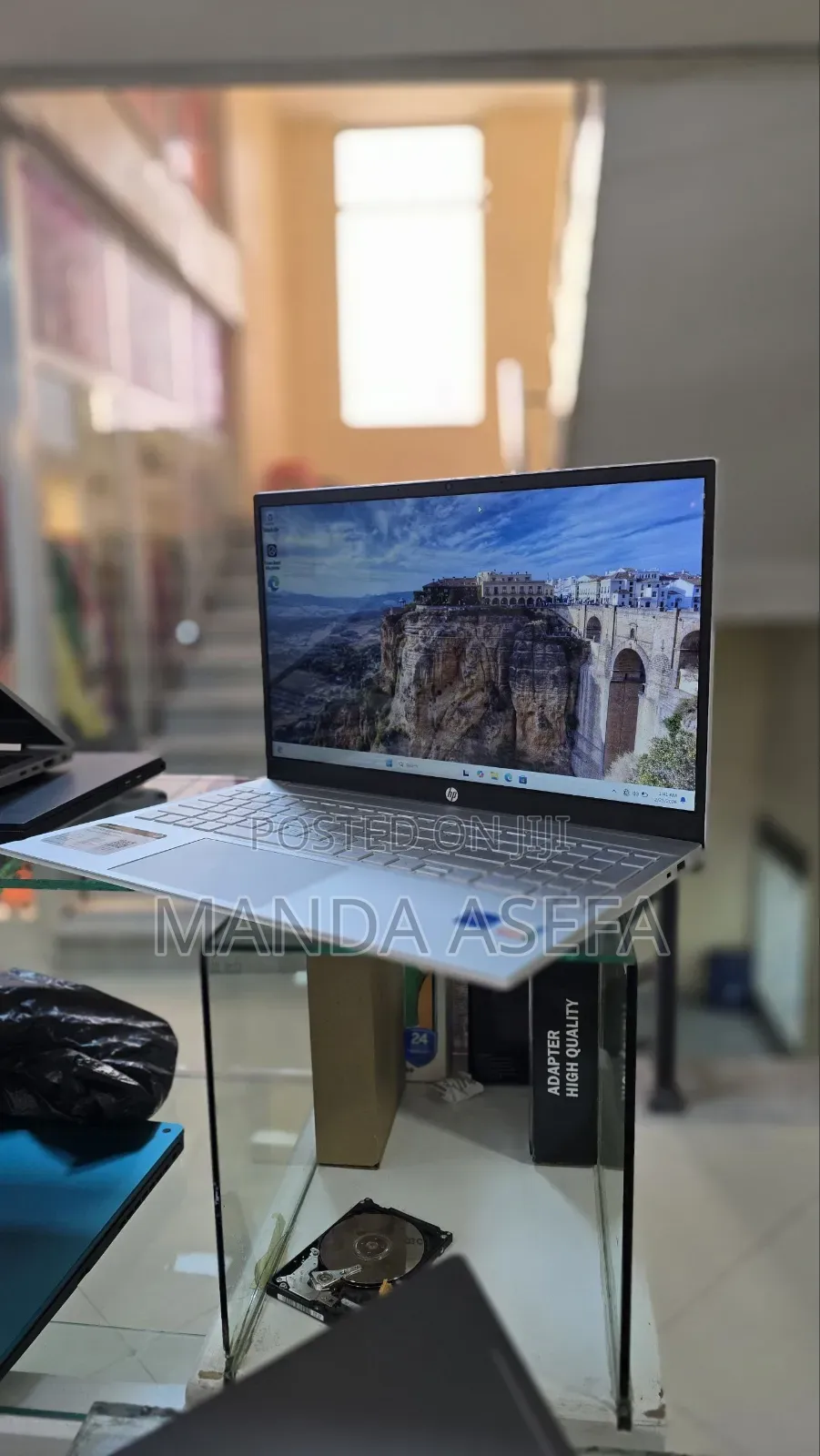 New Laptop HP Pavilion 15 8GB Intel Core i5 SSD 512GB