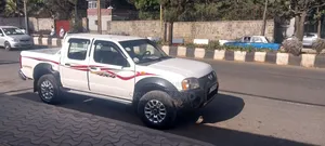 Nissan NP300 2006 White
