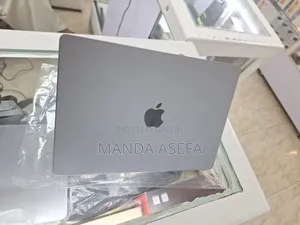 New Laptop Apple MacBook Pro M1 32GB Apple M1 Pro SSD 512GB