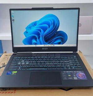 New Laptop MSI Cyborg 15 16GB Intel Core i7 SSD 1T