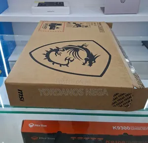 New Laptop MSI Cyborg 15 16GB Intel Core i7 SSD 1T