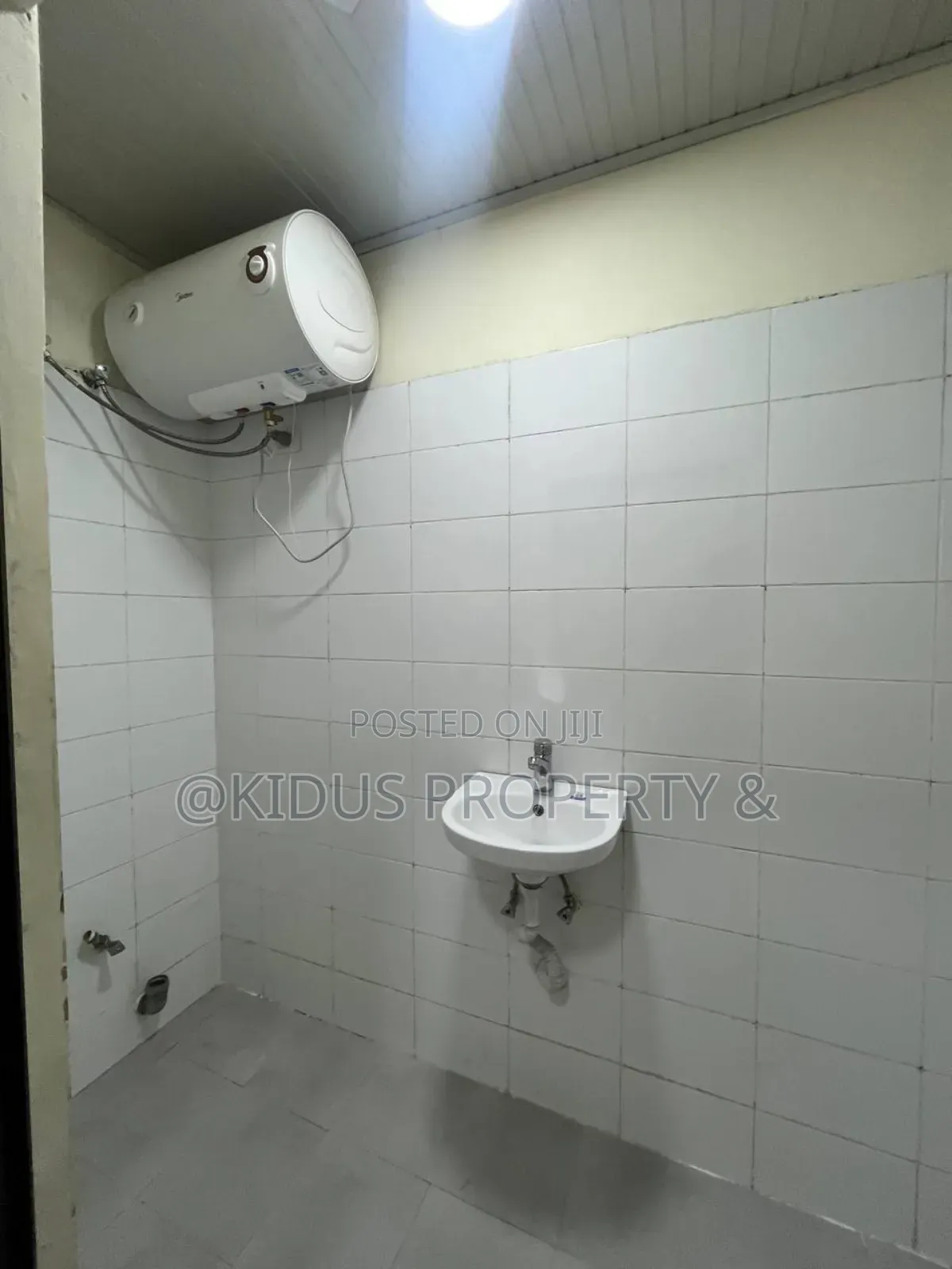 Furnished 3bdrm Apartment in Africa Union (Au), Lideta for rent