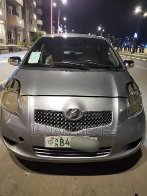 Toyota Yaris 2007 Gray