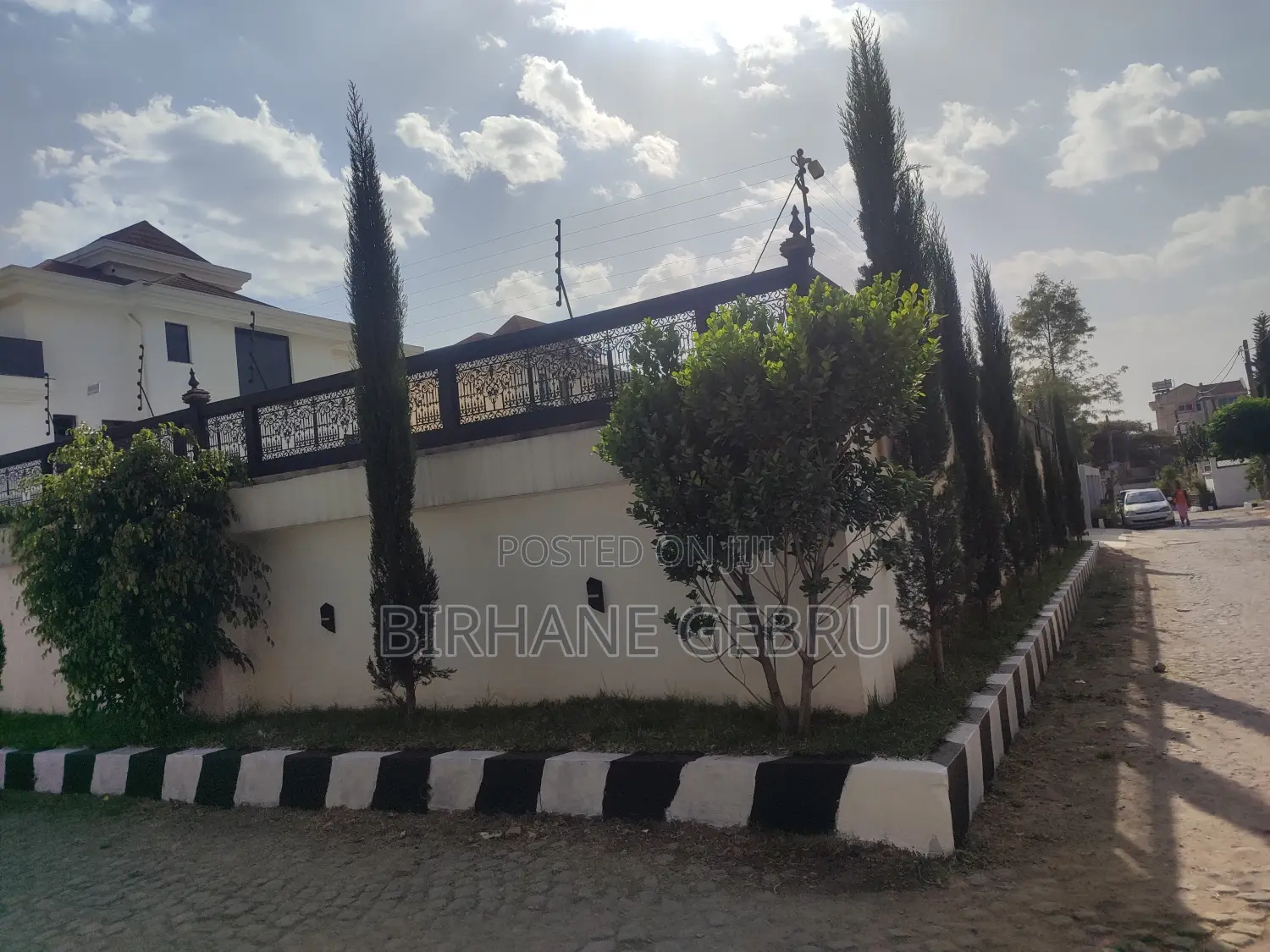 17bdrm House in G+2 House, Bole for sale