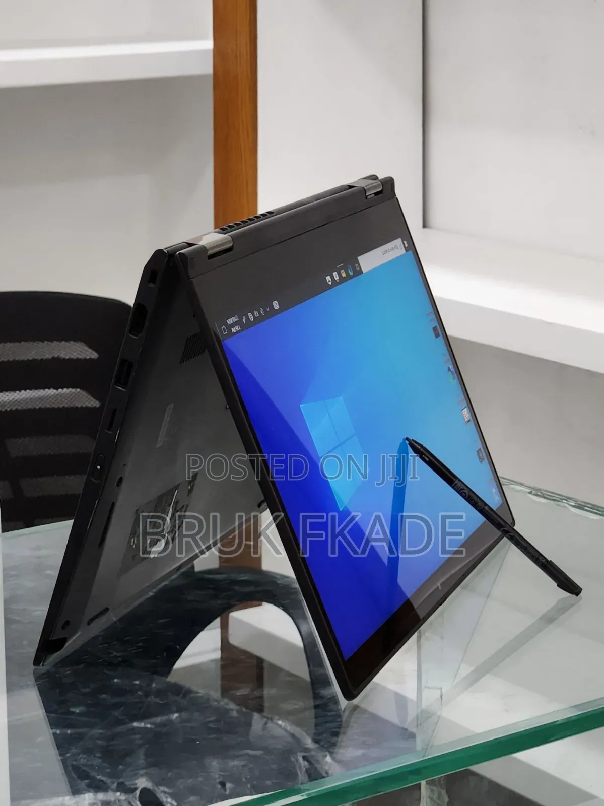 New Laptop Lenovo ThinkPad X390 Yoga 8GB Intel Core i7 SSD 512GB