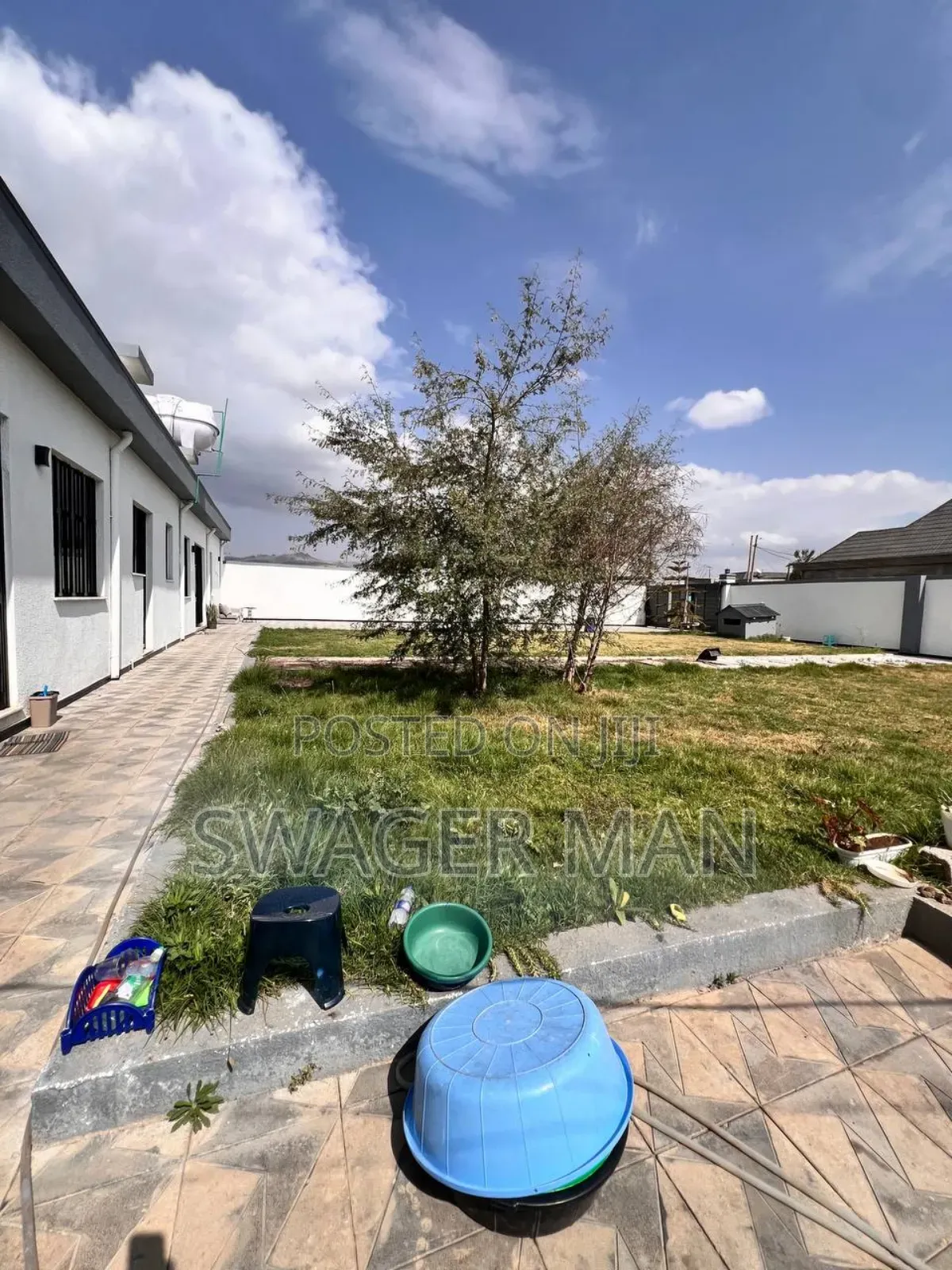 Furnished 5bdrm Villa in ለገ ጣፎ Ccd, Yeka for sale