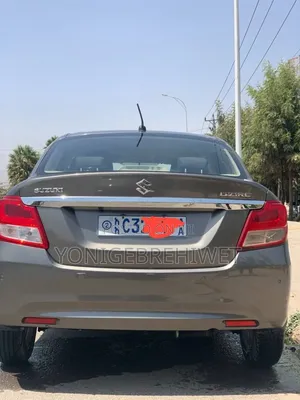 Suzuki Dzire 2022 Silver