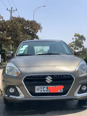 Suzuki Dzire 2022 Silver