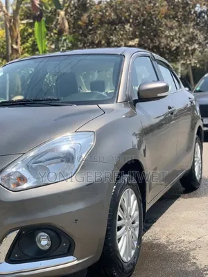 Suzuki Dzire 2022 Silver