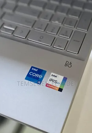 New Laptop HP Pavilion 15 8GB Intel Core i5 SSD 512GB