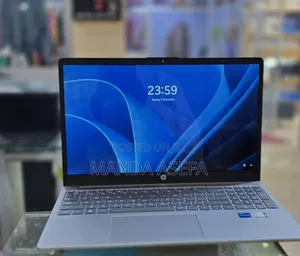 New Laptop HP Stream Notebook 16GB Intel Core i5 SSD 512GB