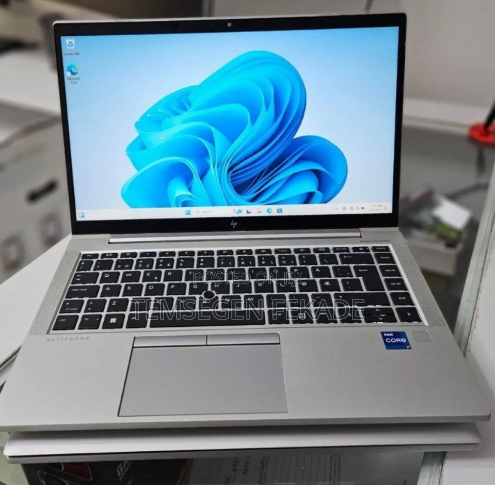 New Laptop HP EliteBook 830 G8 16GB Intel Core i7 SSD 512GB