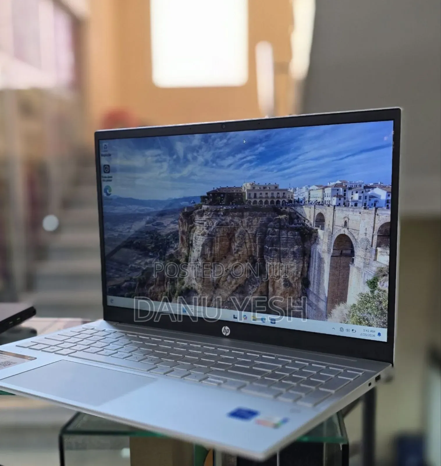 New Laptop HP Pavilion 15 8GB Intel Core i5 SSD 512GB