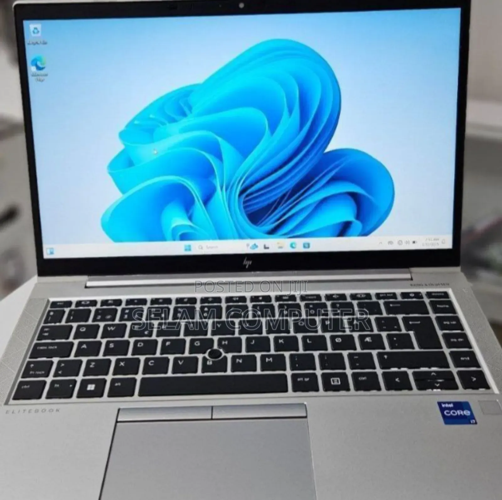 New Laptop HP EliteBook 830 G8 16GB Intel Core i7 SSD 512GB