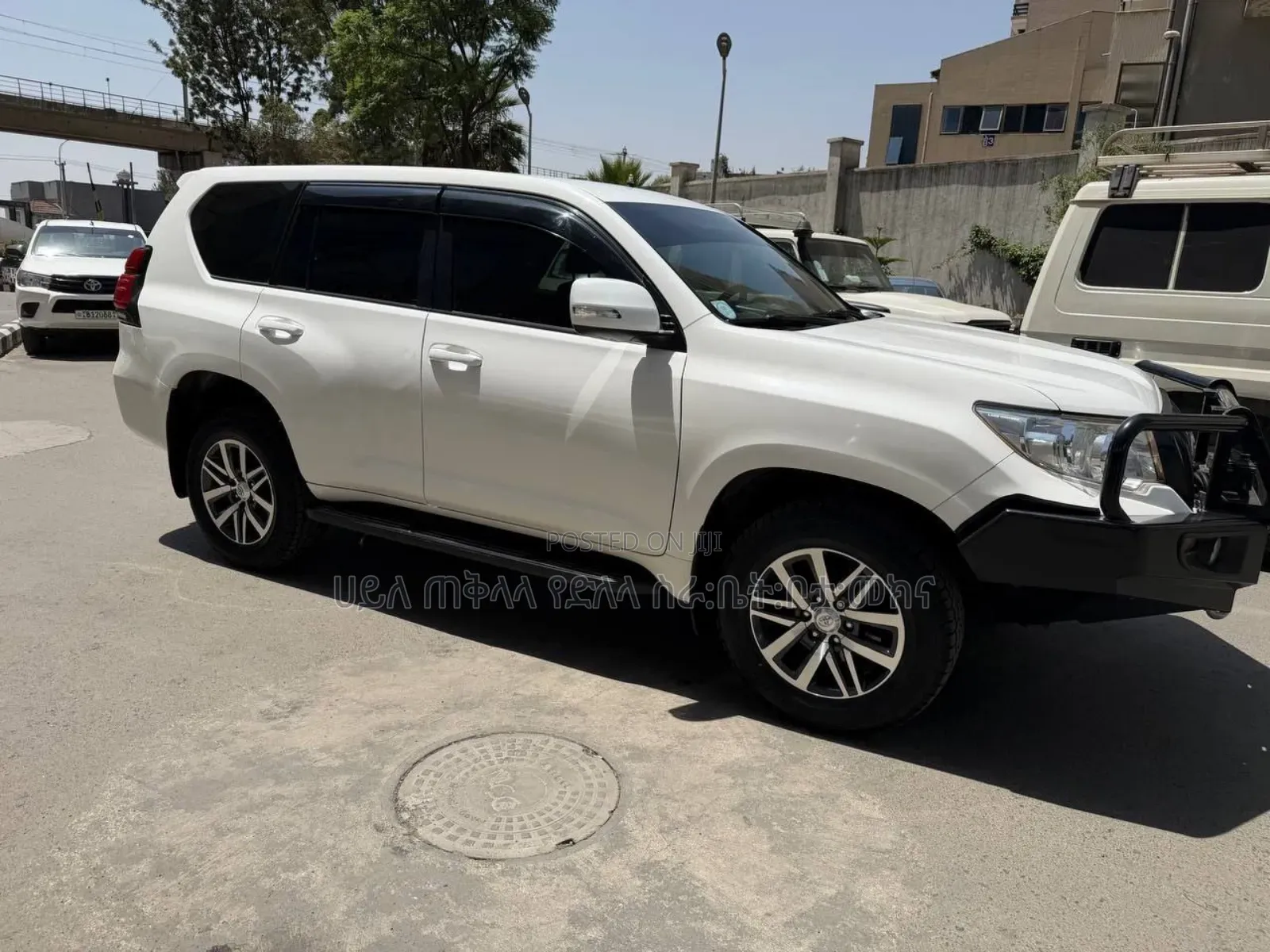 Toyota Land Cruiser Prado 2019 White
