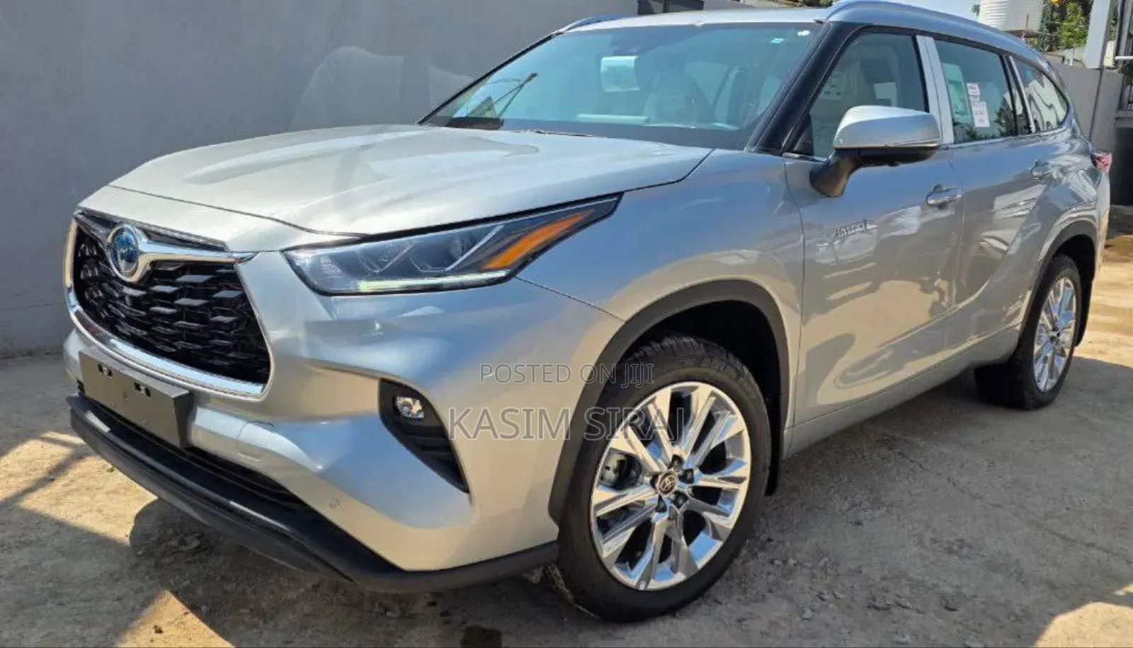 New Toyota Highlander Hybrid Limited AWD 2024 Silver