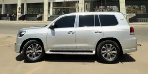 Toyota Land Cruiser 4.5 V8 VXR 2010 Silver